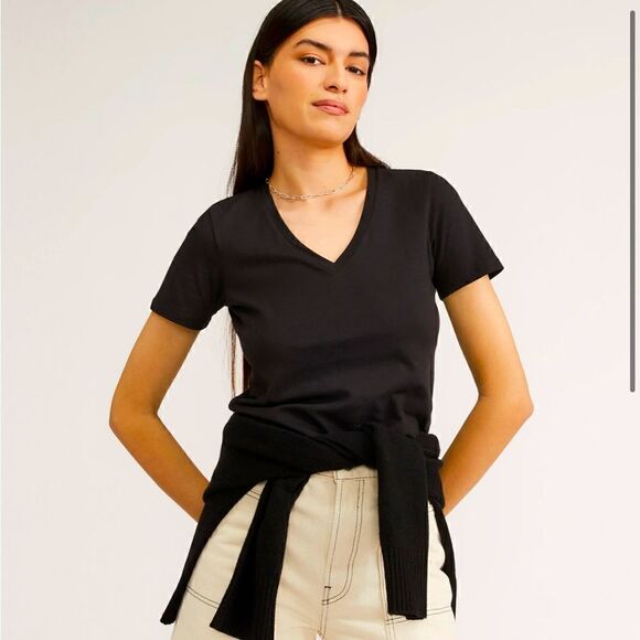 Everlane NWOT Black Organic Cotton V-Neck Short Sleeve Essential Everyday TSHIRT - Picture 1 of 7